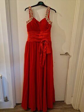 Elegant long-leg formal evening dress, ball gown